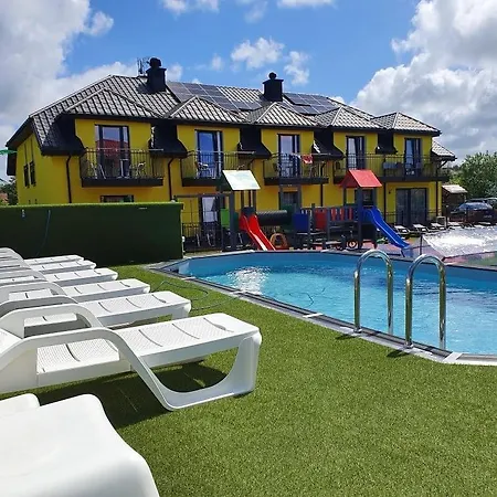 Kwiatano - Basen & Jacuzzi & Sauna & Plac Zabaw Grzybowo (West Pomeranian)
