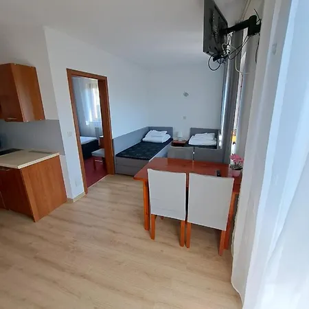 Kwiatano - Basen & Jacuzzi & Sauna & Plac Zabaw Hébergement de vacances Grzybowo (West Pomeranian)